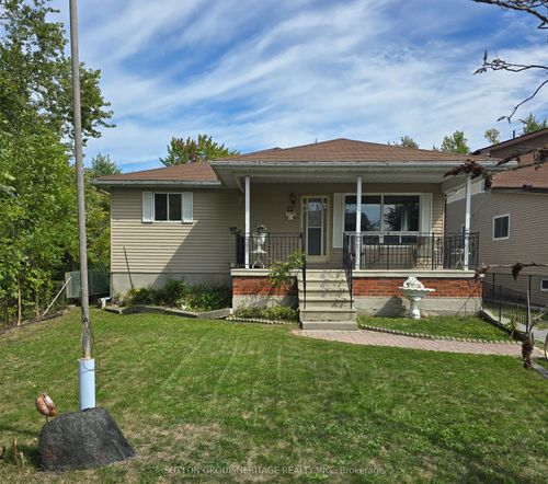 29 Lake Ave, Brechin, ON, L0K1B0 | Card Image
