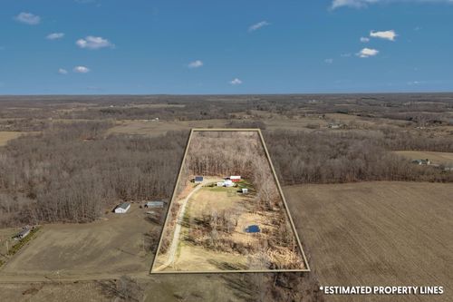 2722 Woodsview Dr, Hillsdale, MI, 49242-9021 | Card Image