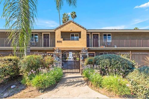 21-800 N Mollison Ave, El Cajon, CA, 92021-5523 | Card Image