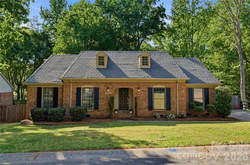 341 Neill Ridge Rd, Matthews, NC, 28105-2032 | Card Image