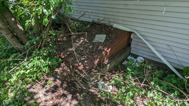 1203 Blackman St, House other with 2 bedrooms, 1 bathrooms and null parking in Clinton IN | Image 8