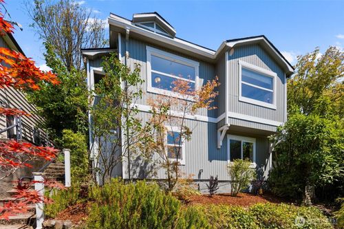 340 Ne 53rd St, Seattle, WA, 98105-3729 | Card Image