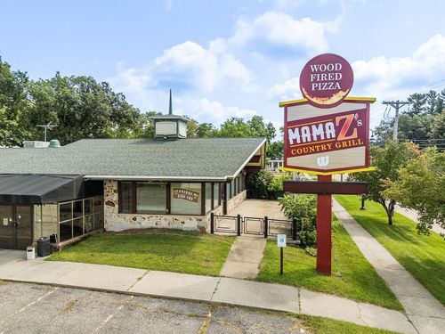 1101 Broadway, WISCONSIN DELLS, WI, 53965-1609 | Card Image