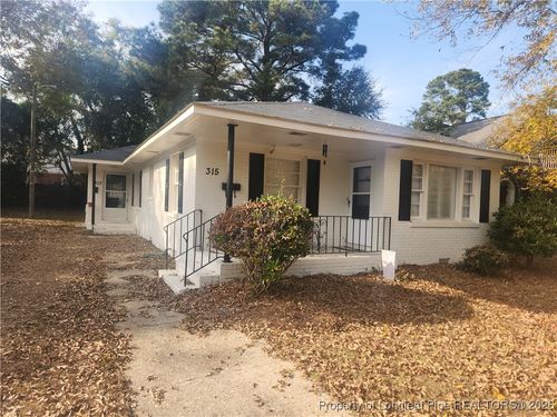 313 Oakridge Ave, Fayetteville, NC, 28305-4838 | Card Image