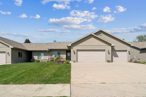 230 Schumacher Blvd, Denver, IA, 50622-1009 | Card Image