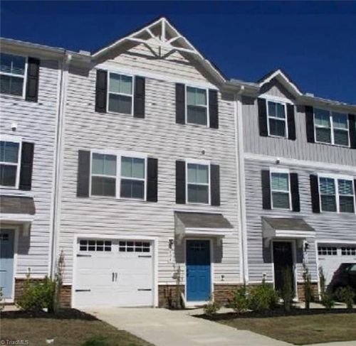 404 Emerald Shire Way, Zebulon, NC, 27597 | Card Image