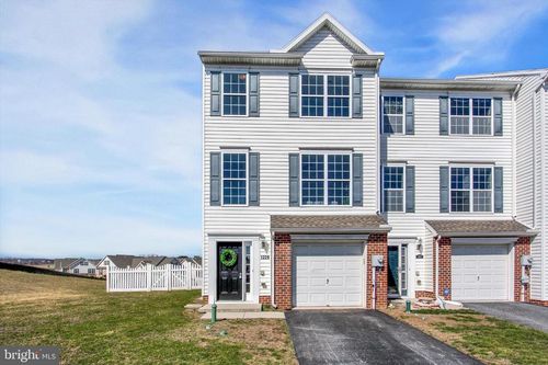 1229 Ledge Dr, YORK, PA, 17408-8915 | Card Image