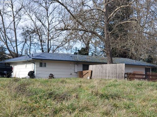 161 Vintage Ln, Myrtle Creek, OR, 97457-9777 | Card Image