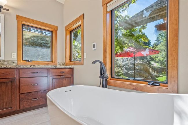 31 Bridle Bit Loop, House other with 6 bedrooms, 5 bathrooms and null parking in Clancy MT | Image 42