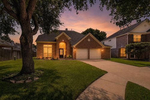 16210 Broken Timber Cir, Houston, TX, 77095-4562 | Card Image