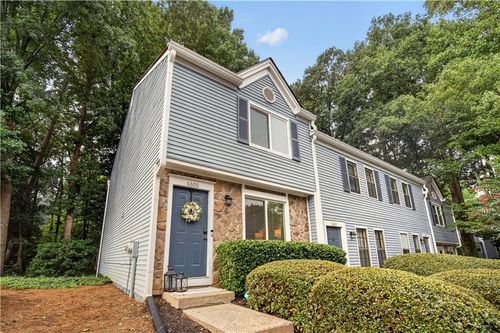 6600 Autumn Trace Dr, Peachtree Corners, GA, 30092-3693 | Card Image