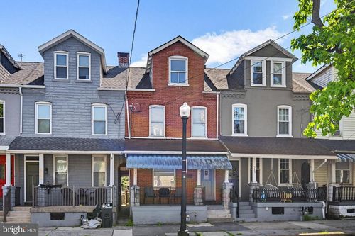 715 N Queen St, LANCASTER, PA, 17603-2737 | Card Image
