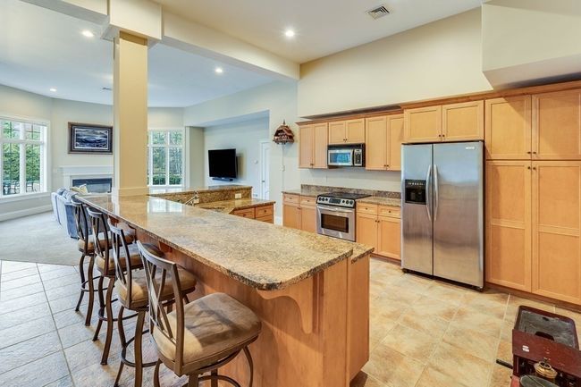 7 Ashley Ct, House other with 5 bedrooms, 9 bathrooms and 10 parking in Lynnfield MA | Image 30