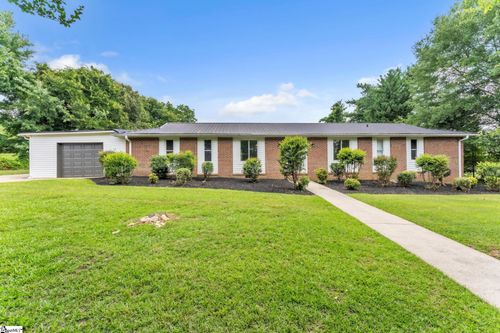 107 Carriage Ln, Simpsonville, SC, 29681-5632 | Card Image