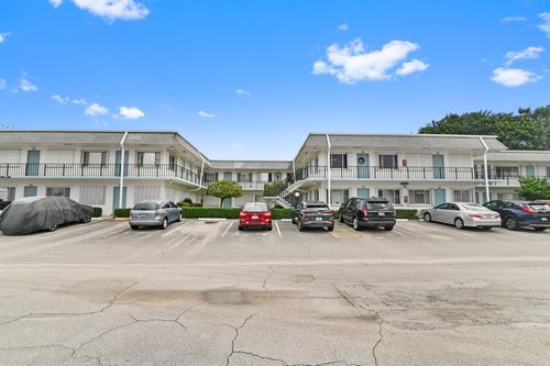 apt-205-2960 Cynthia Ln, Lake Worth Beach, FL, 33461-5856 | Card Image