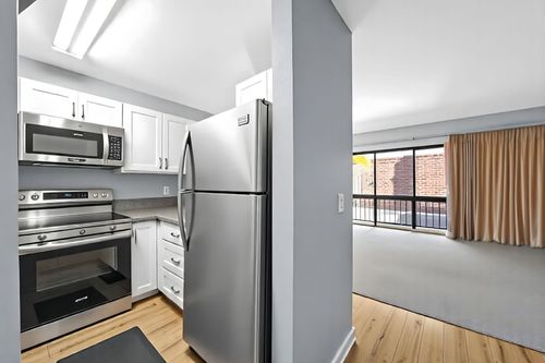 apt-f106-3740 Lower Honoapiilani Rd, Lahaina, HI, 96761-8965 | Card Image