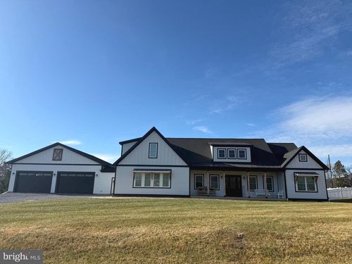 399 Beall Ave, LURAY, VA, 22835-4223 | Card Image