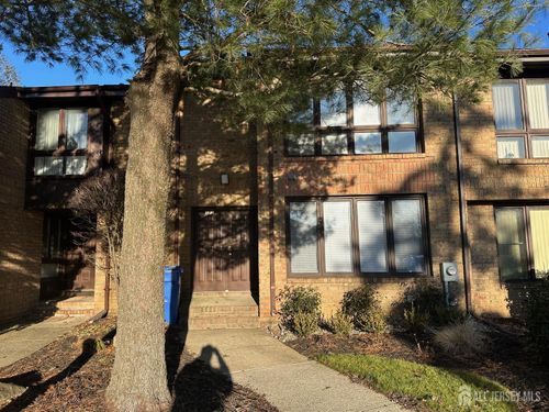 172 Nathan Dr, North Brunswick, NJ, 08902-1233 | Card Image