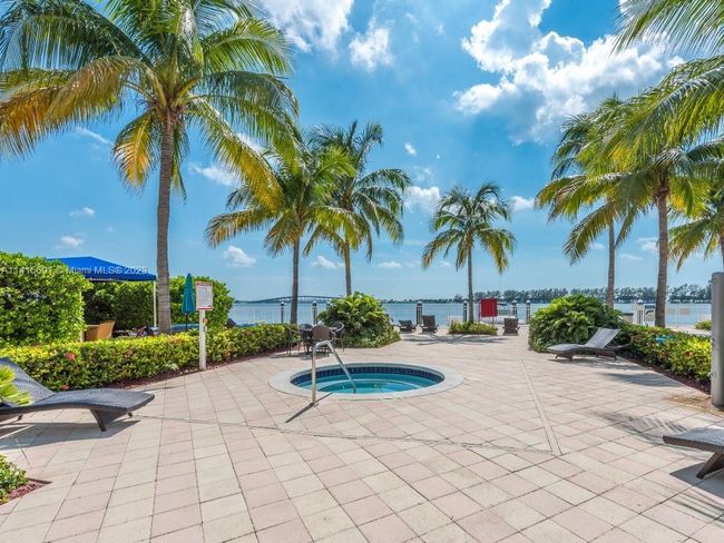 APT-2110 - 2101 Brickell Ave, Condo with 1 bedrooms, 1 bathrooms and null parking in Miami FL | Image 29