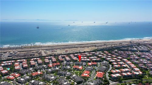6082 Eaglecrest Dr, Huntington Beach, CA, 92648 | Card Image