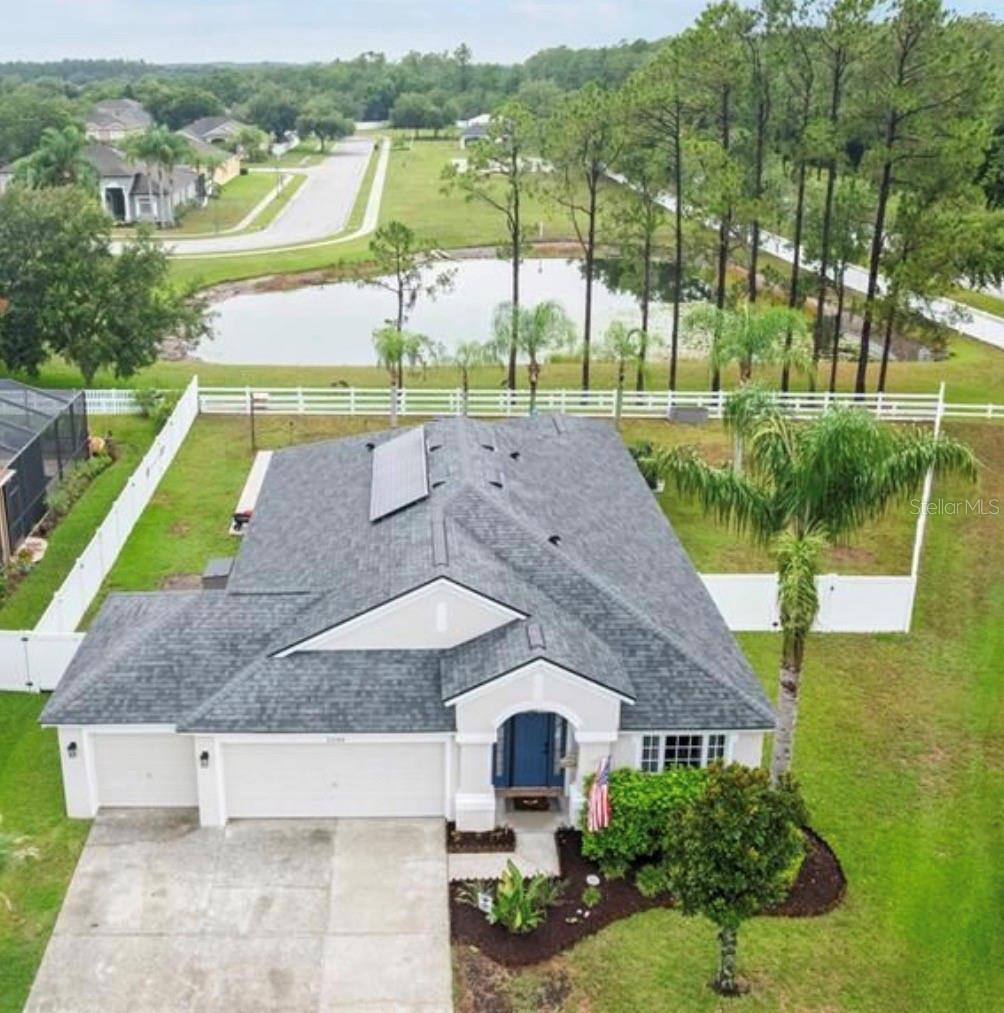 Residential in LAND O LAKES 3