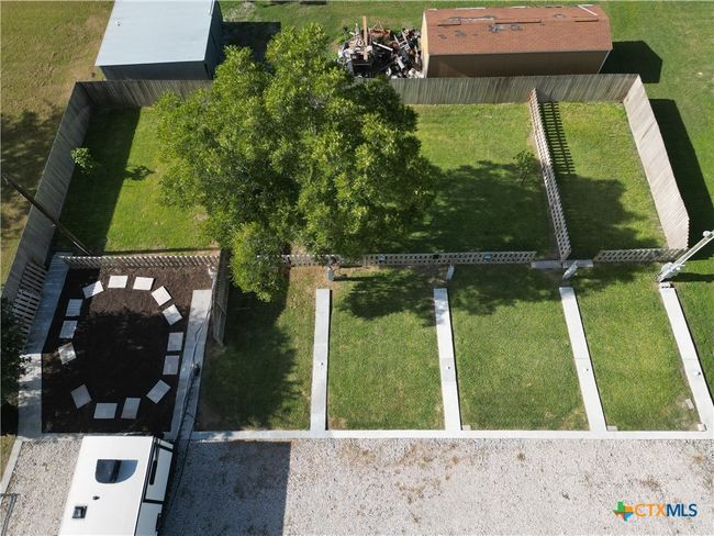 507 E Plasuela St, Home with 0 bedrooms, 0 bathrooms and null parking in Refugio TX | Image 7
