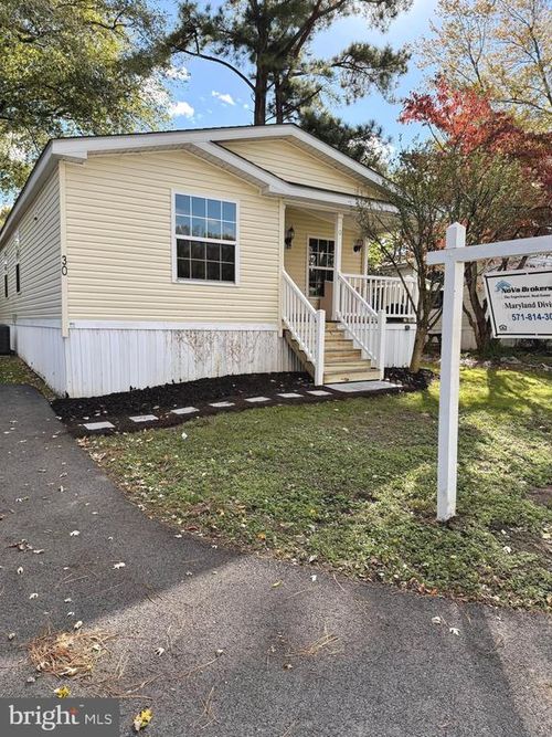 30 Jaguar Dr, LOTHIAN, MD, 20711-2702 | Card Image