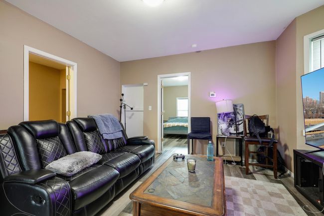 8710Photography-Web-Friendly-483-Como-Avenue-Saint-Paul-MN-55103-23.jpg | Image 23
