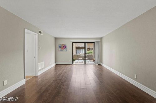 117-3825 E Camelback Rd, Phoenix, AZ, 85018-2643 | Card Image