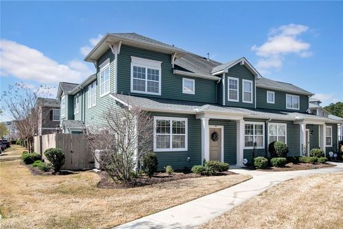 4332 Farringdon Way, Chesapeake, VA, 23321-2456 | Card Image