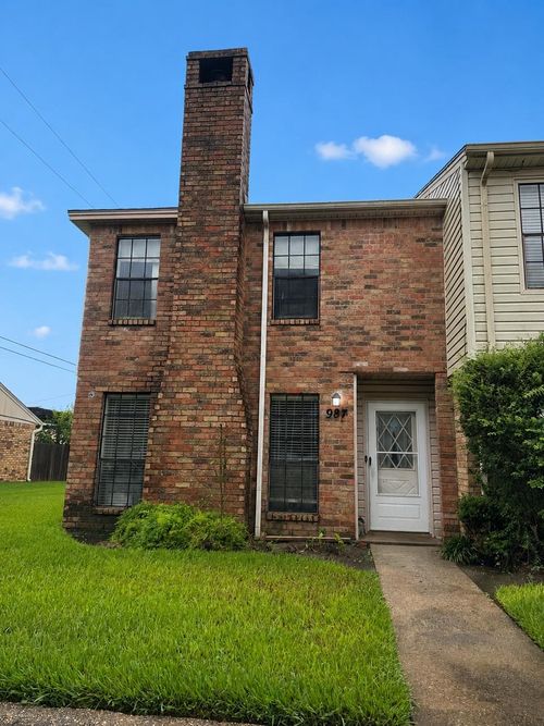987 Sunmeadow Dr., Beaumont, TX, 77706 | Card Image