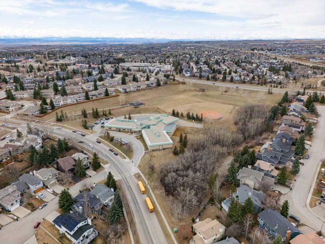 33 - 448 Strathcona Dr Sw, Townhouse with 3 bedrooms, 4 bathrooms and 4 parking in Calgary AB | Image 49
