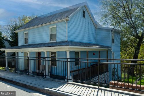 145 E Main St, HANCOCK, MD, 21750-1507 | Card Image