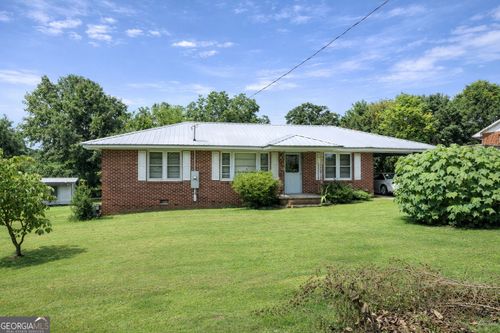 72 Bell St, Hartwell, GA, 30643-2215 | Card Image