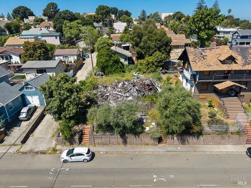 717 Alameda Street, Vallejo, CA, 94590 | Card Image