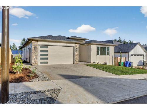 61-41865 Deschutes Ave, Sandy, OR, 97055-6917 | Card Image