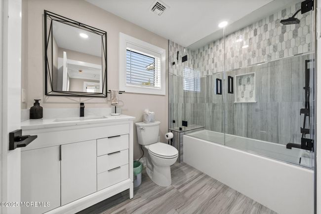 273 Colts Neck Rd, House other with 4 bedrooms, 3 bathrooms and null parking in Farmingdale NJ | Image 35