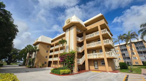 304-304 Golfview Rd, North Palm Beach, FL, 33408-3523 | Card Image
