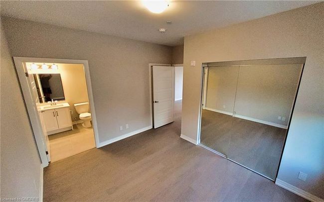3285 Carding Mill Trail, Home with 2 bedrooms, 2 bathrooms and 1 parking in Oakville ON | Image 24