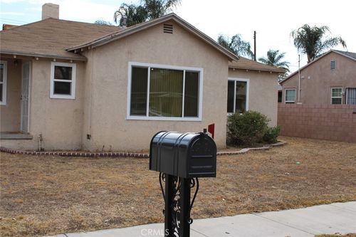 965 Florence Ave, Colton, CA, 92324-2618 | Card Image
