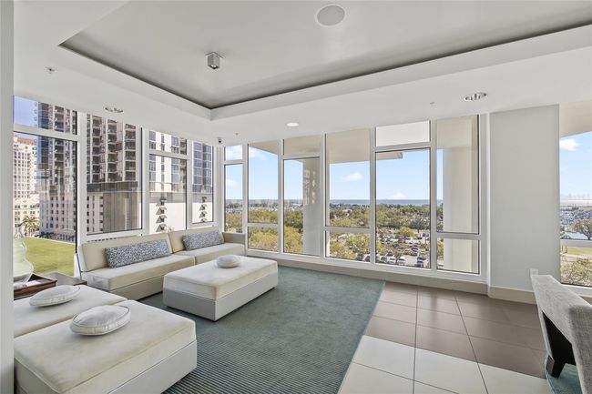 APT-2603 - 175 1 St St S, Condo with 1 bedrooms, 2 bathrooms and null parking in ST PETERSBURG FL | Image 74