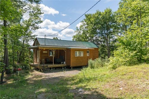 24 Patrick Dr, Hammond, NY, 13646-4306 | Card Image