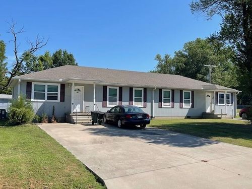 413 E Mckahn St, Frontenac, KS, 66763-2201 | Card Image