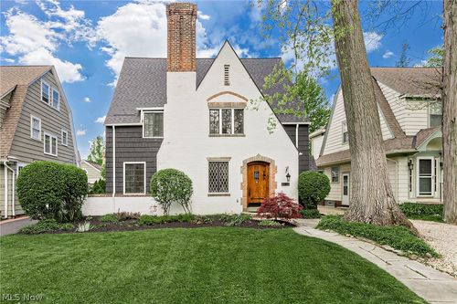 3306 Grenway Rd, Shaker Heights, OH, 44122-3414 | Card Image