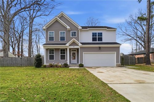 240 Hurdle Dr, Chesapeake, VA, 23322-5418 | Card Image