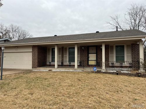 4428 Papal Dr, Florissant, MO, 63033-7014 | Card Image