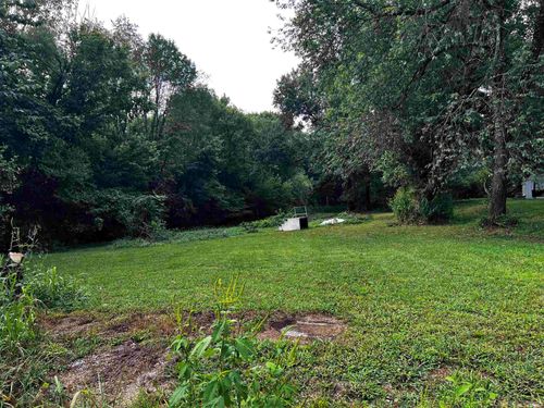 504 E Lafayette St, Winslow, IN, 47598-8385 | Card Image