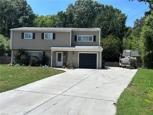 533 Hornell Ln, Virginia Beach, VA, 23452-2559 | Card Image