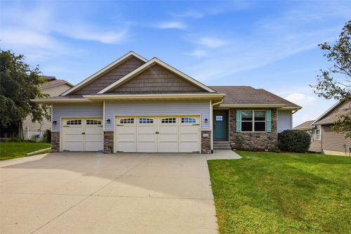 1464 Dunley Ct, Iowa City, IA, 52246-7617 | Card Image