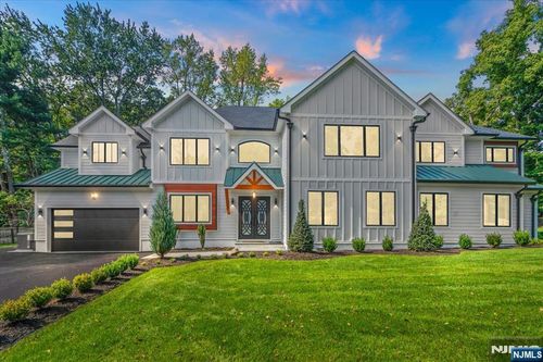 23 Brook Rd, Upper Saddle River, NJ, 07458-1217 | Card Image